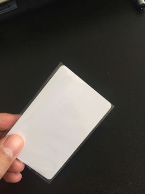 Pvcインクジェット印刷可能な白色空白カード Cr 80 0.3mm 0.4mm 0.76mm 厚さ