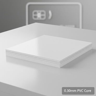 0.30mm 厚さ 銀行カード製造用のオフセット印刷可能なPVCコアシート