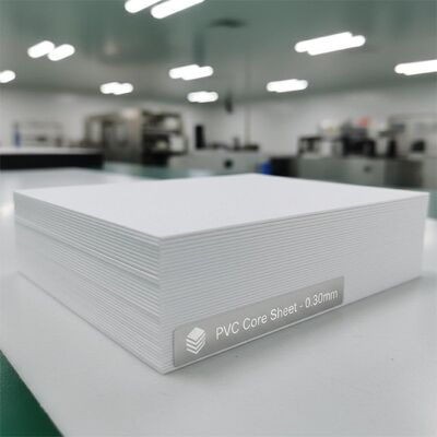 0.30mm 厚さ 銀行カード製造用のオフセット印刷可能なPVCコアシート
