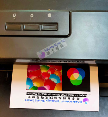 注文のプラスチック インクジェット印刷できるポリ塩化ビニールは全シリーズ インクジェット・プリンタのための適した広げます