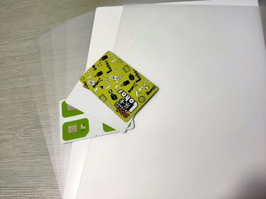 無接触ICカード生産のための295*480mm低いVicatのPCのプラスチック シート