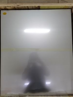 ポリ塩化ビニール カード材料の薄板になることのためのわずかな無光沢の薄板にされた鋼板0.3um表面の粗さ