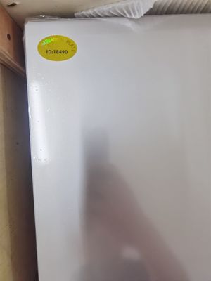 ポリ塩化ビニール カード材料の薄板になることのためのわずかな無光沢の薄板にされた鋼板0.3um表面の粗さ