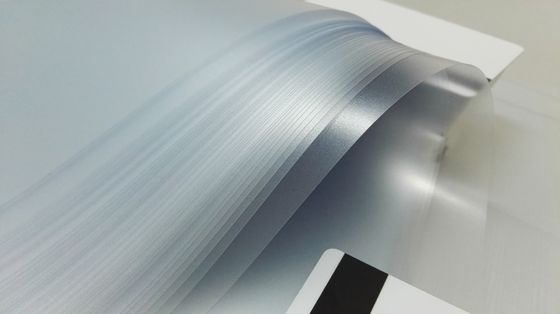 スマート カードの生産のための優秀な老化するポリ塩化ビニール カード物質的なプラスチック上塗を施してある上にあられたフィルム